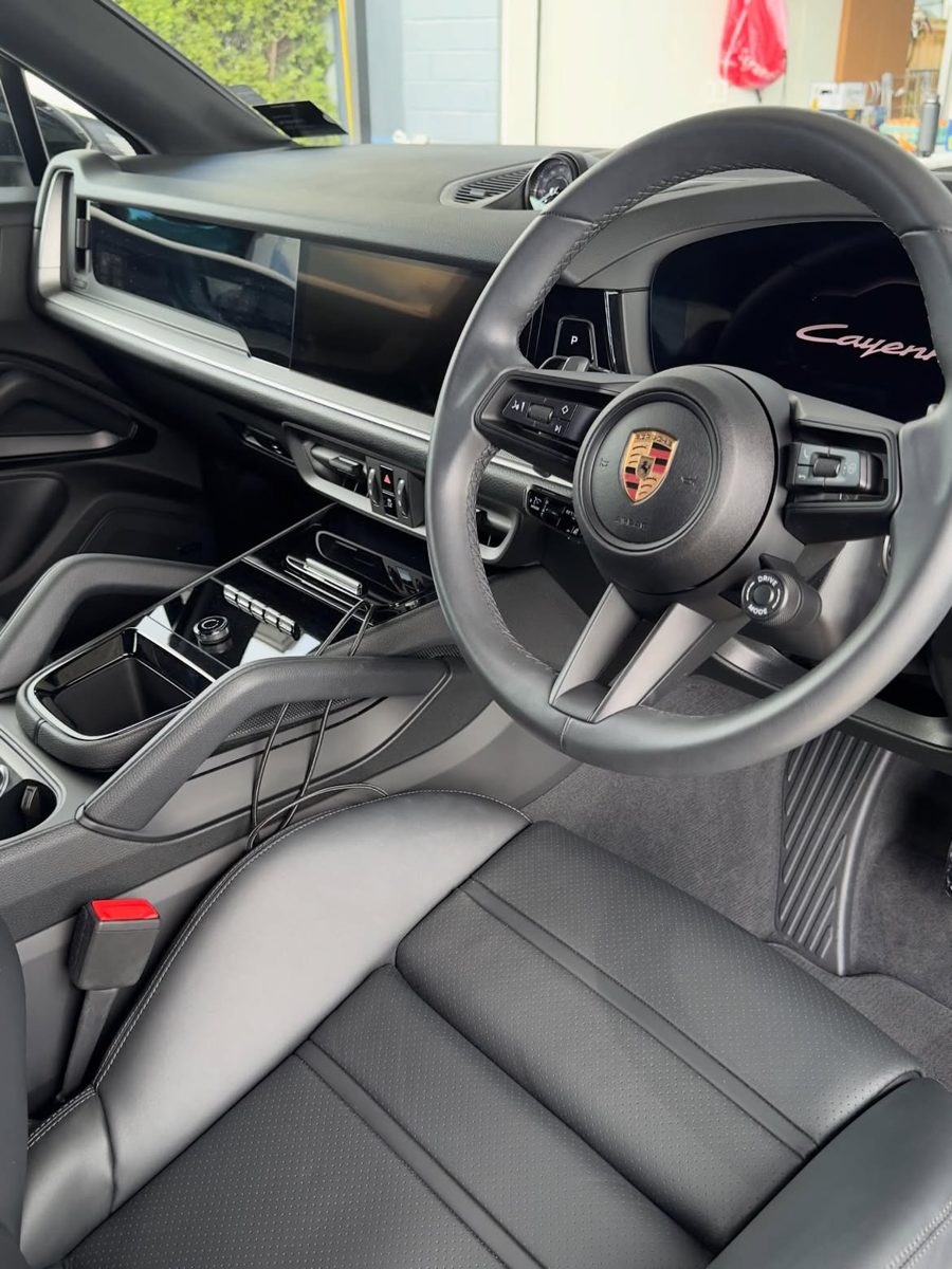 Porsche Cayenne interior after detail